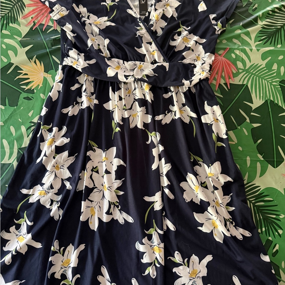 New Ouges Faux Wrap Floral Blue Casual V-neck Mid… - image 2